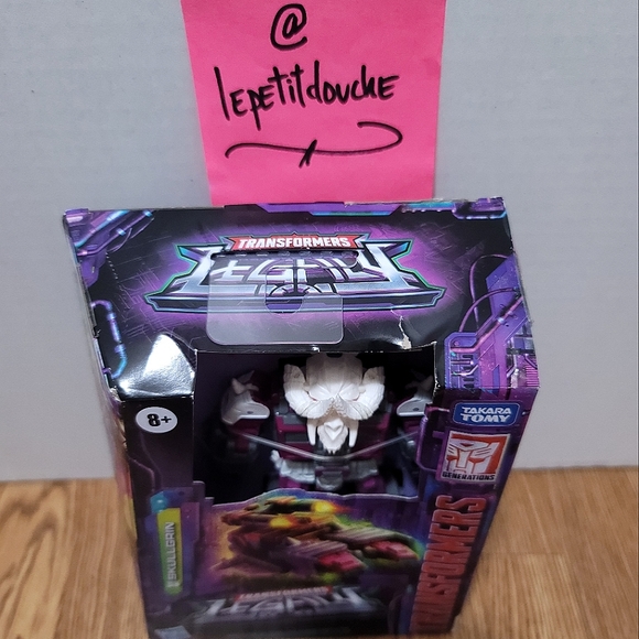 Hasbro Transformers Legacy Deluxe Class Skullgrin Acrion Figure - F3029 - Picture 5 of 6